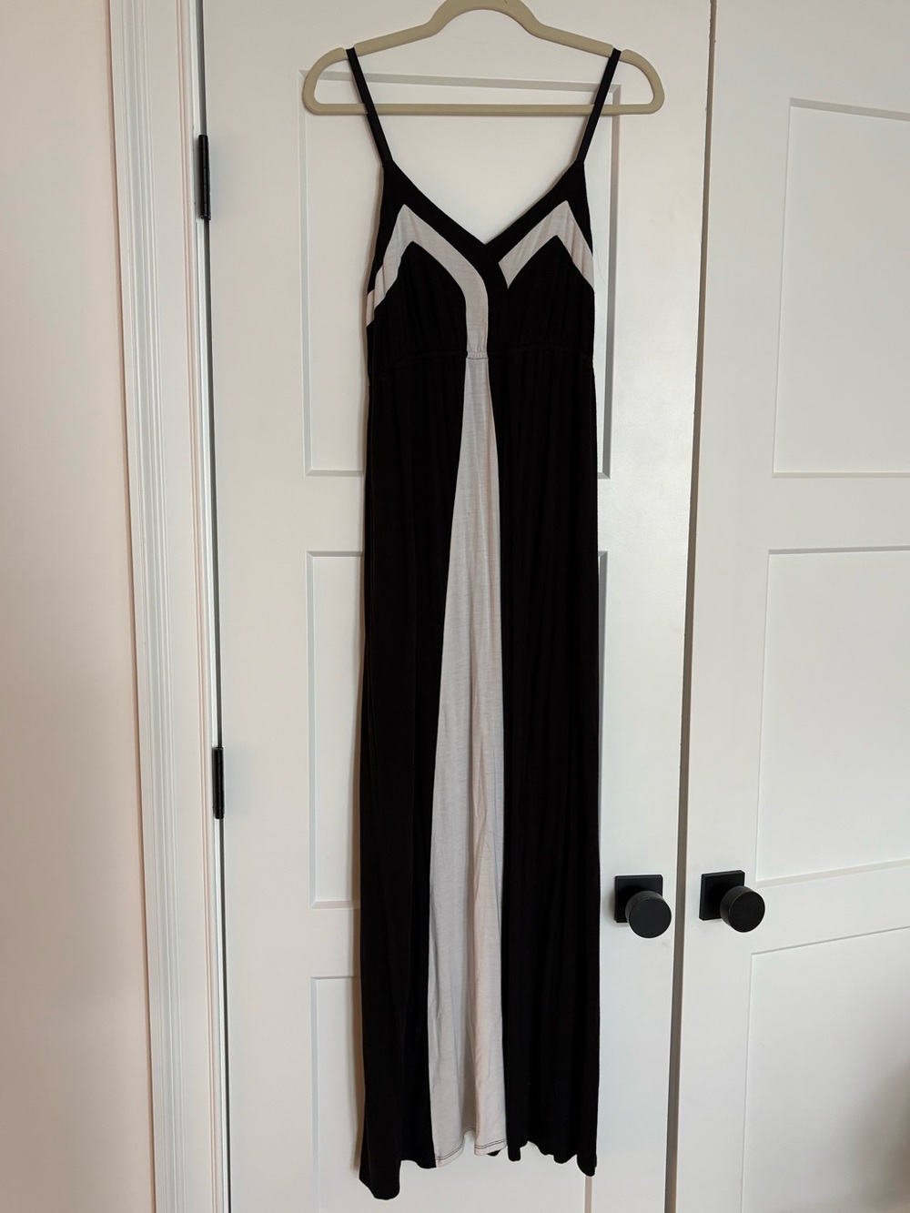 Chelsea & Theodore Contrast Black and White Dress